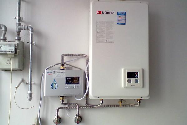 强排式热水器漏水会漏电吗？